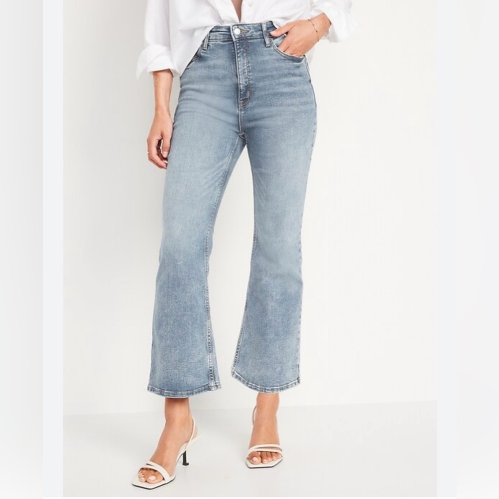Old Navy Highrise Flared ankle  Jeans